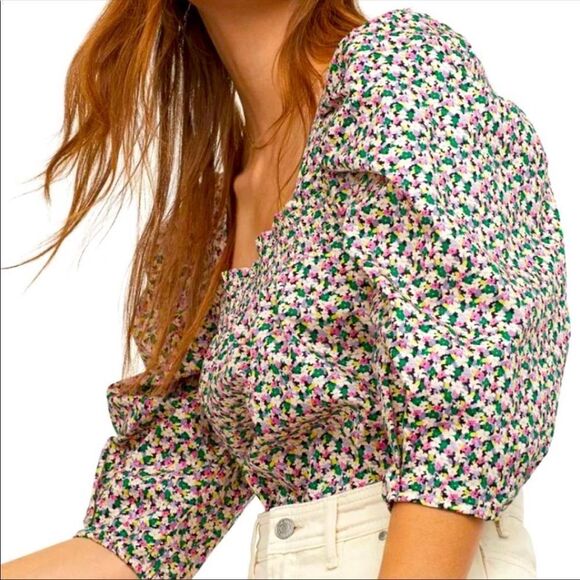 ✨ H&M Ditsy Floral Puff Sleeve Blouse✨ - Picture 6 of 14
